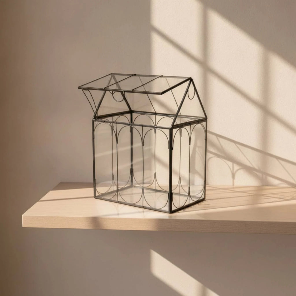 Terrarium maison en verre avec cadre en métal noir